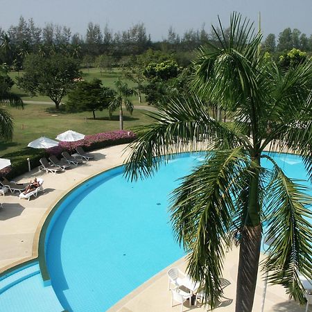 The Royal Chiang Mai Golf Resort Ban Mai  Bagian luar foto